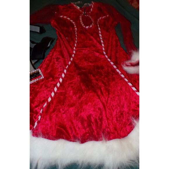 California Costumes Sexy Mrs. Claus Women's Christmas  Costume adult, XS - Picture 2 of 5